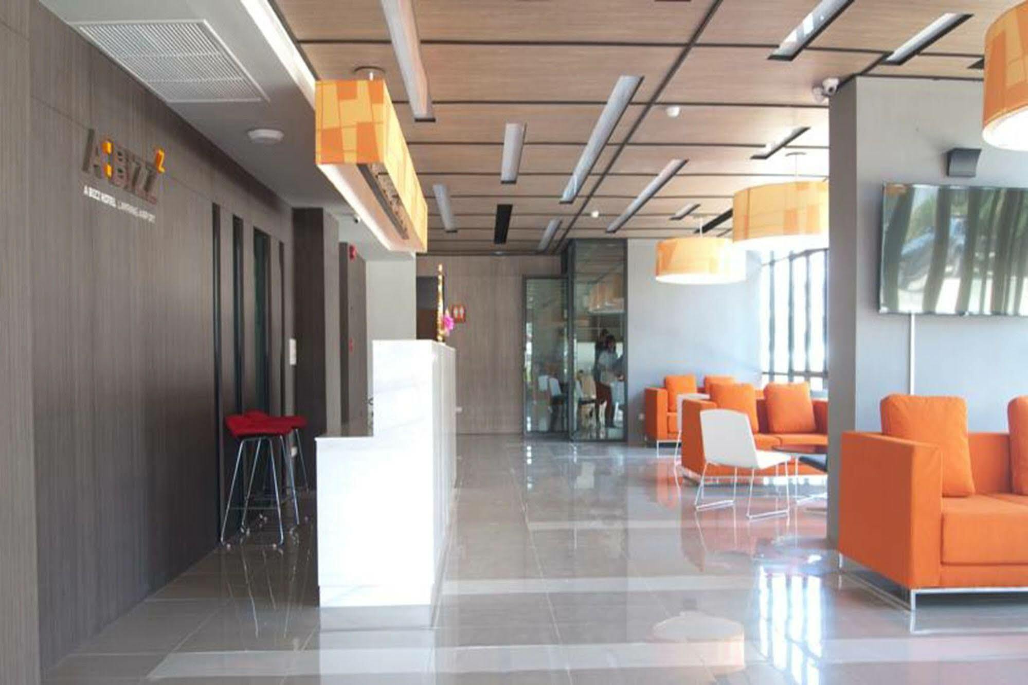 Abizz Hotel Lampang Airport Buitenkant foto